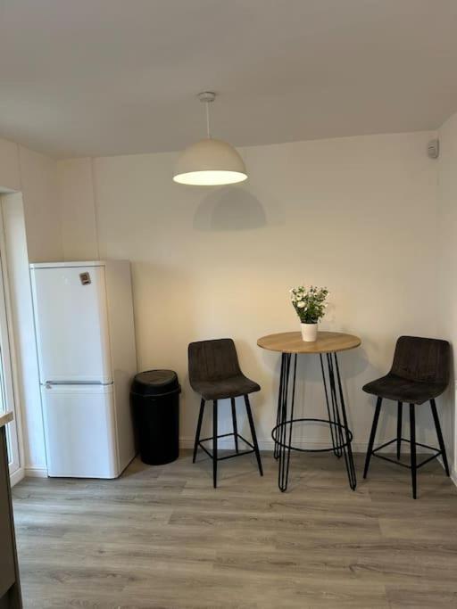Fresh, Fully Equipped Modern House Can Sleep 5 Kiveton Park Extérieur photo